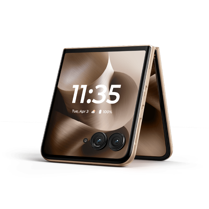Razr-60-Ultra_07_MontainTrail-Bundle.png
